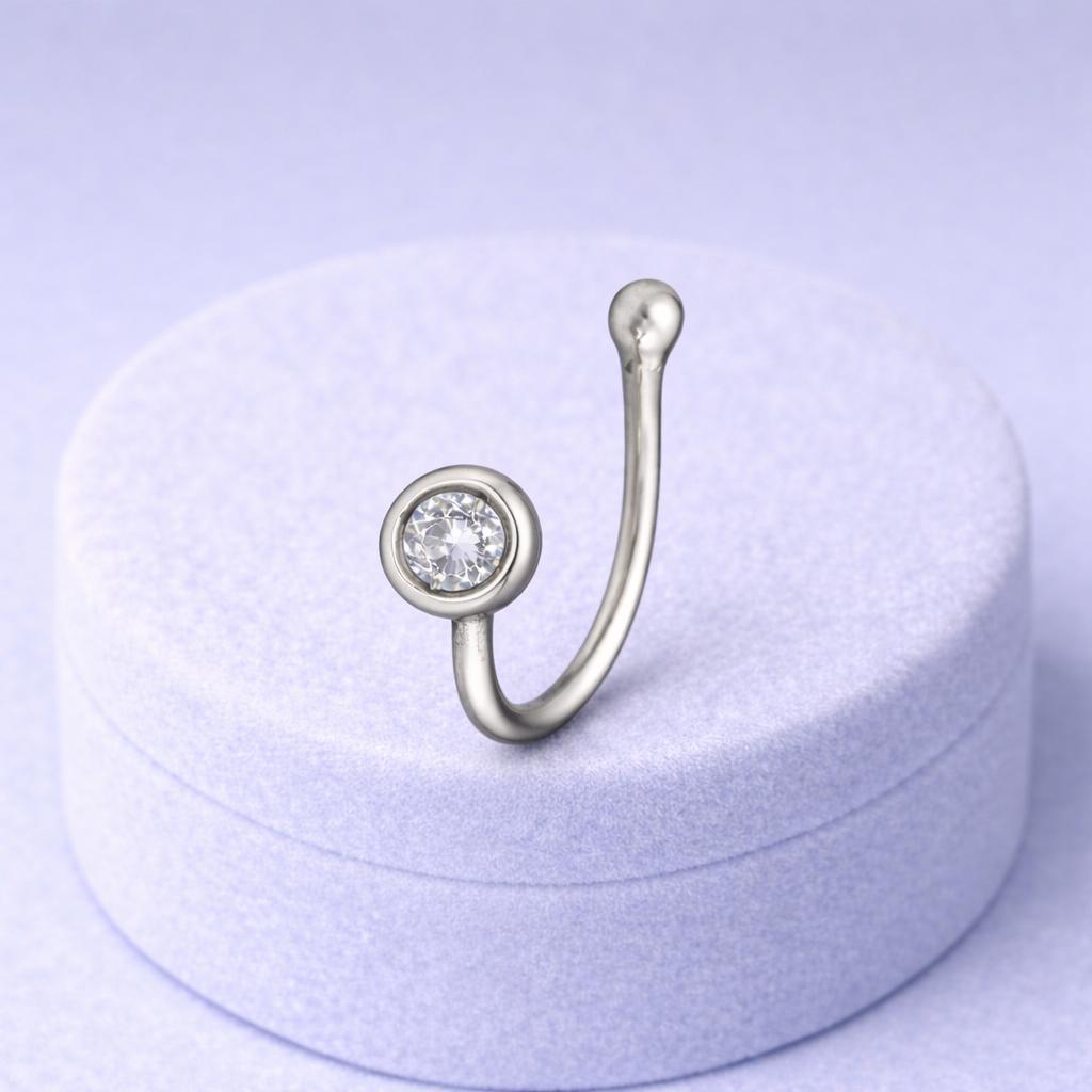 mooneye silver nose pin