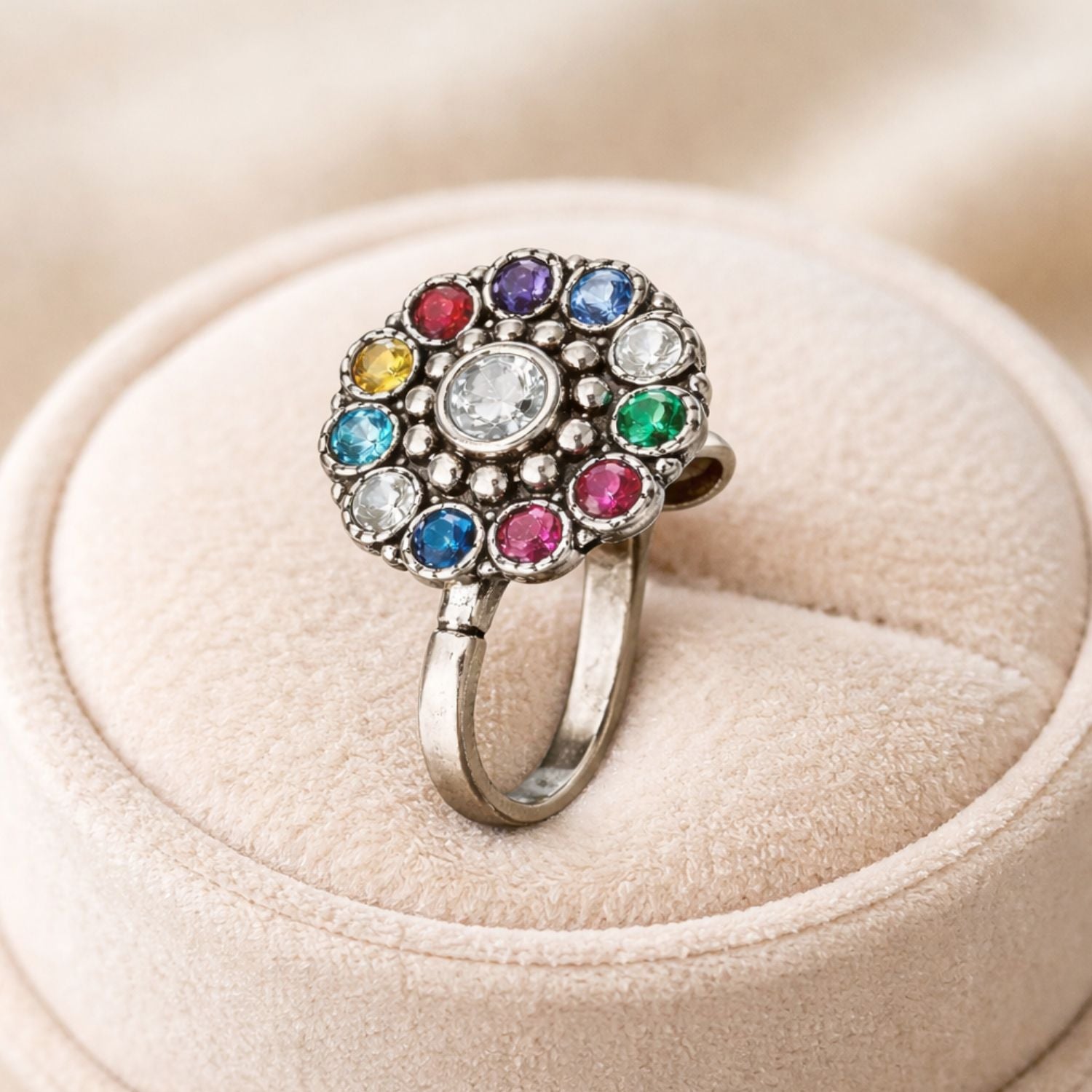 mooneye silver nose pin