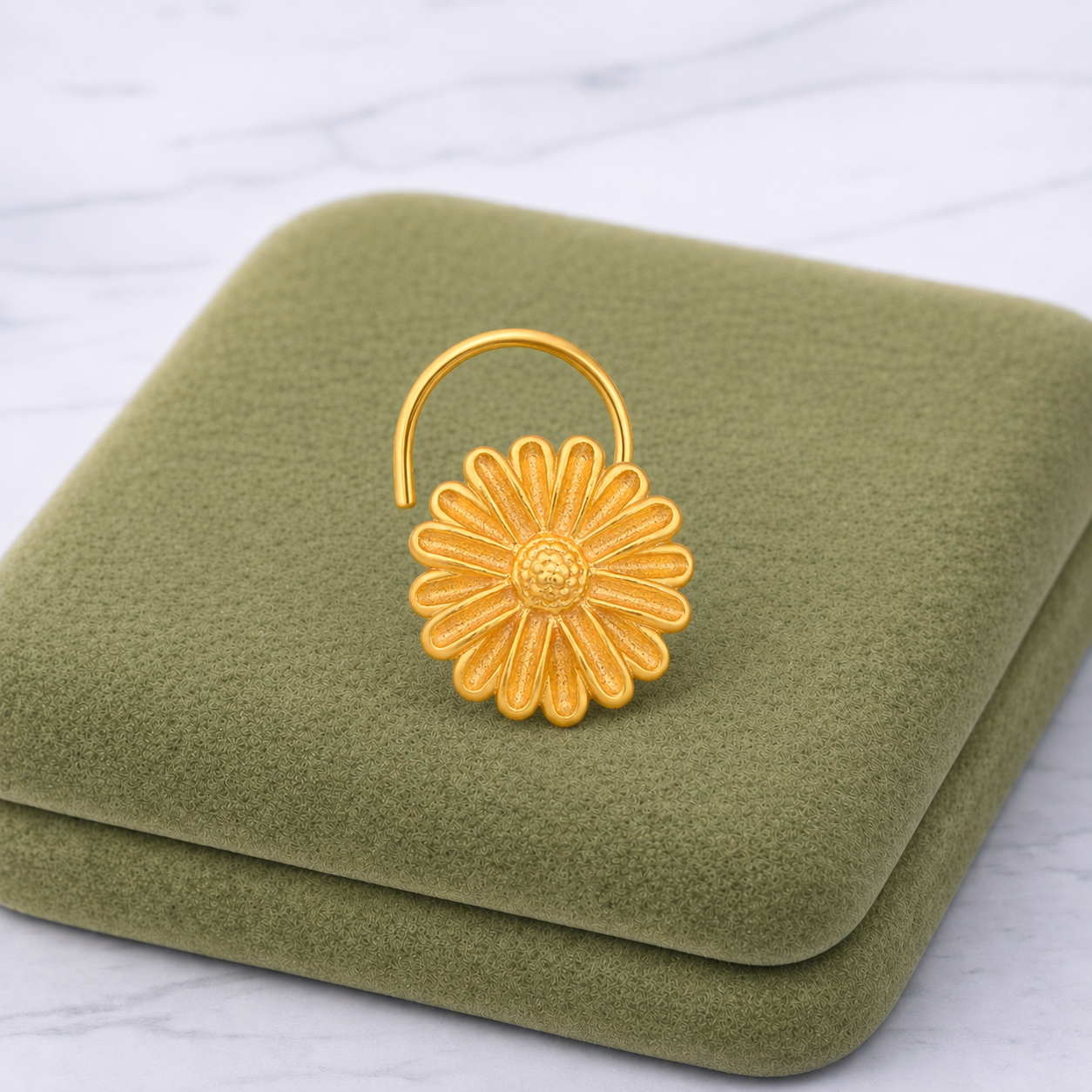 Gold Plated Floral Nose Pin – Classic Daisy Ethnic Design
