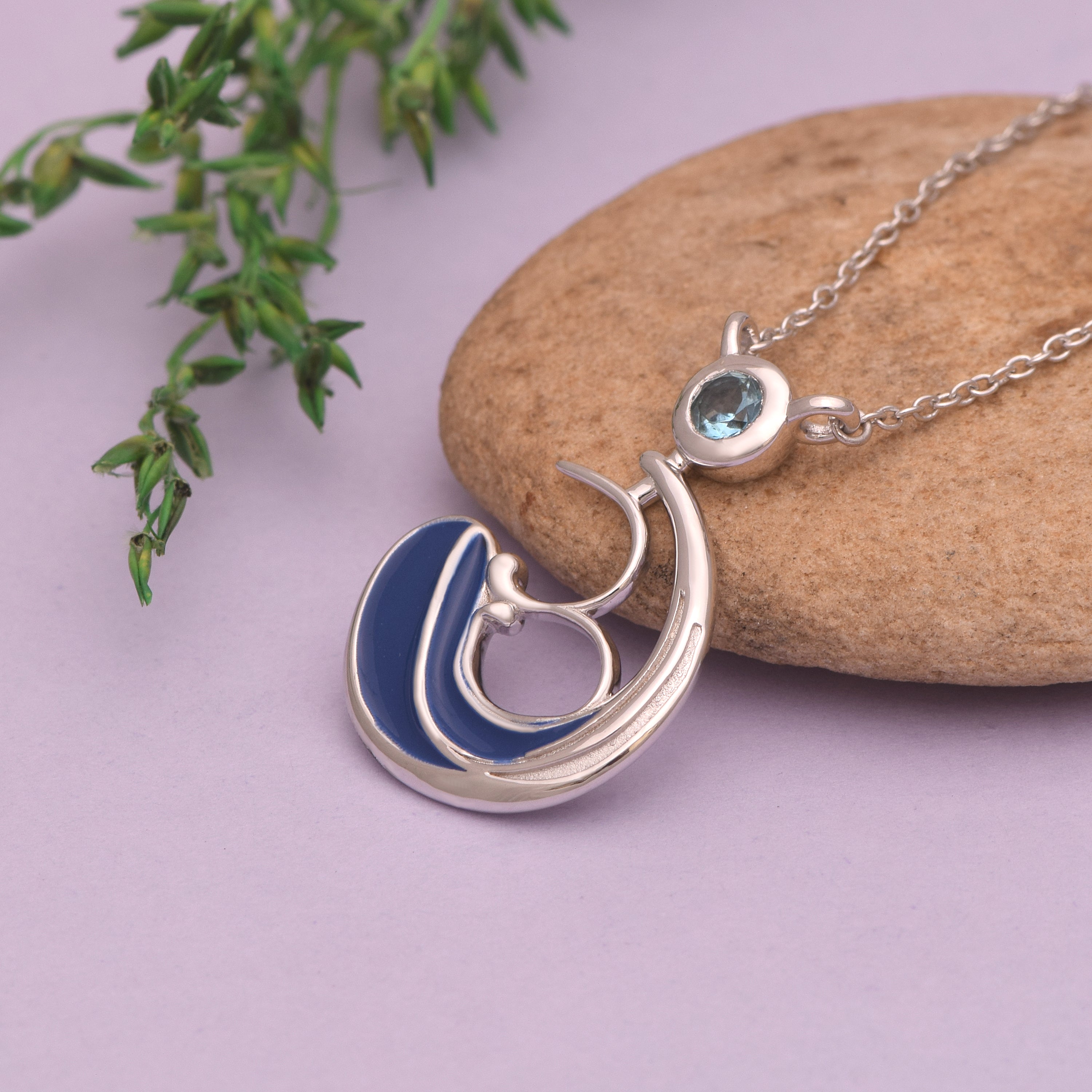 Artistic Swirl with Navy Enamel Necklace – Sterling Silver