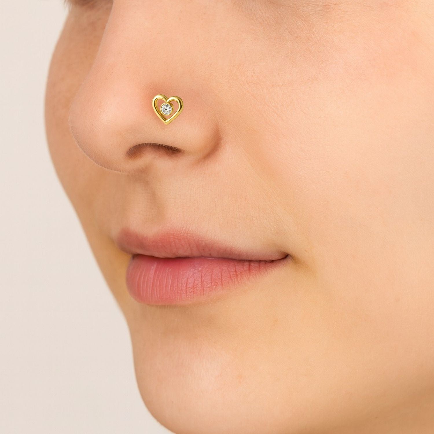 mooneye silver nose pin