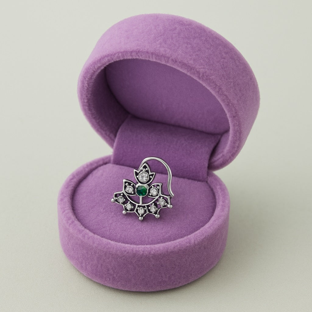 mooneye silver nose pin