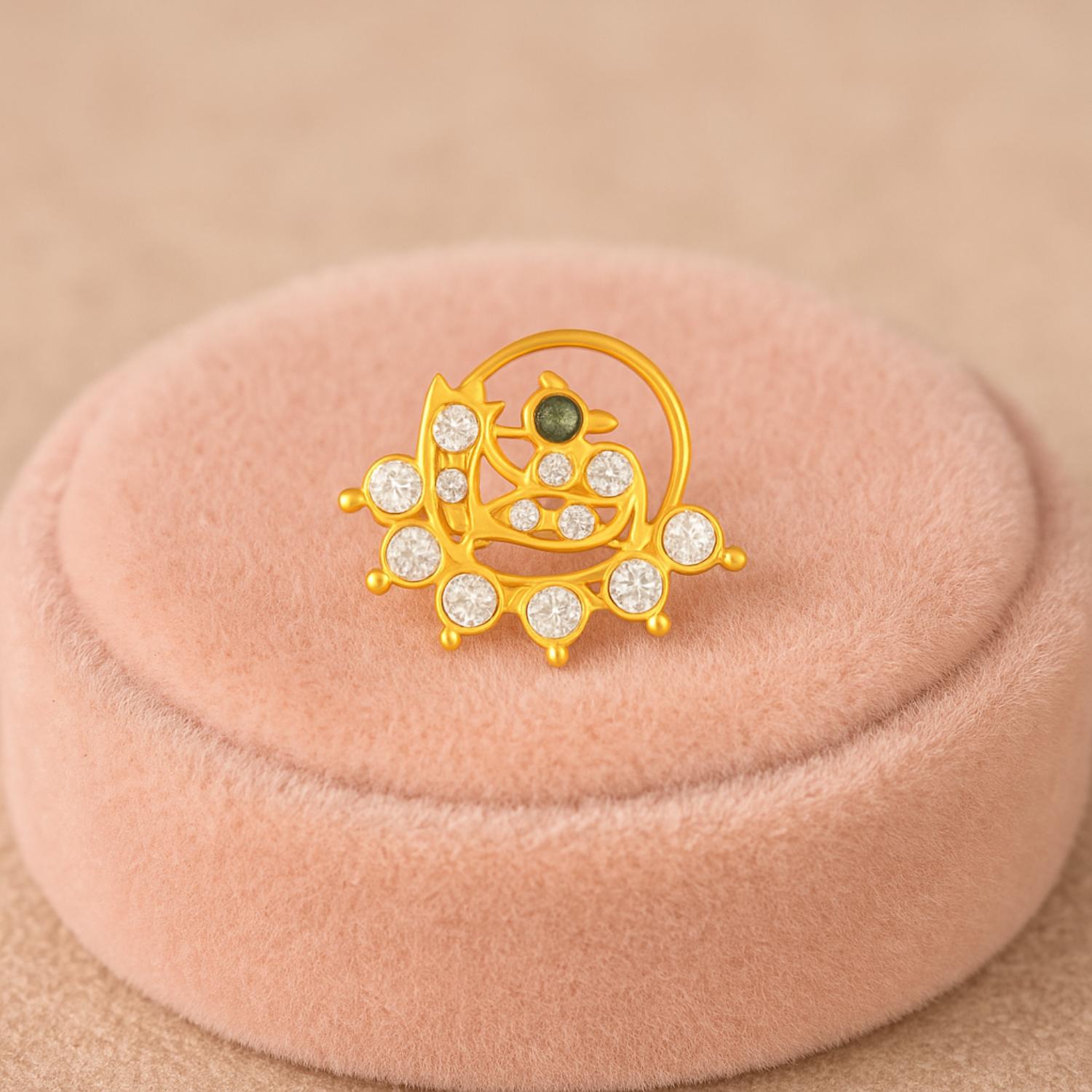 mooneye silver nose pin