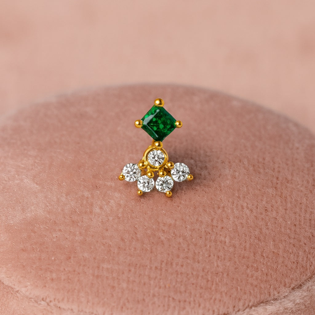 mooneye silver nose pin