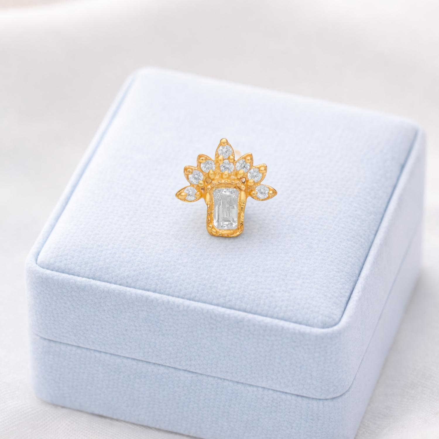 mooneye silver nose pin