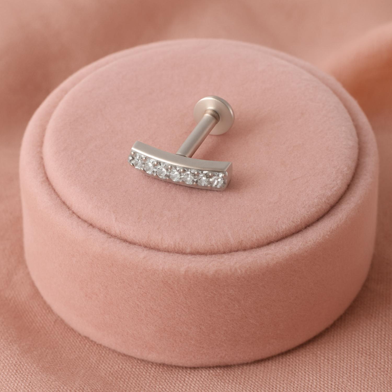 mooneye silver nose pin