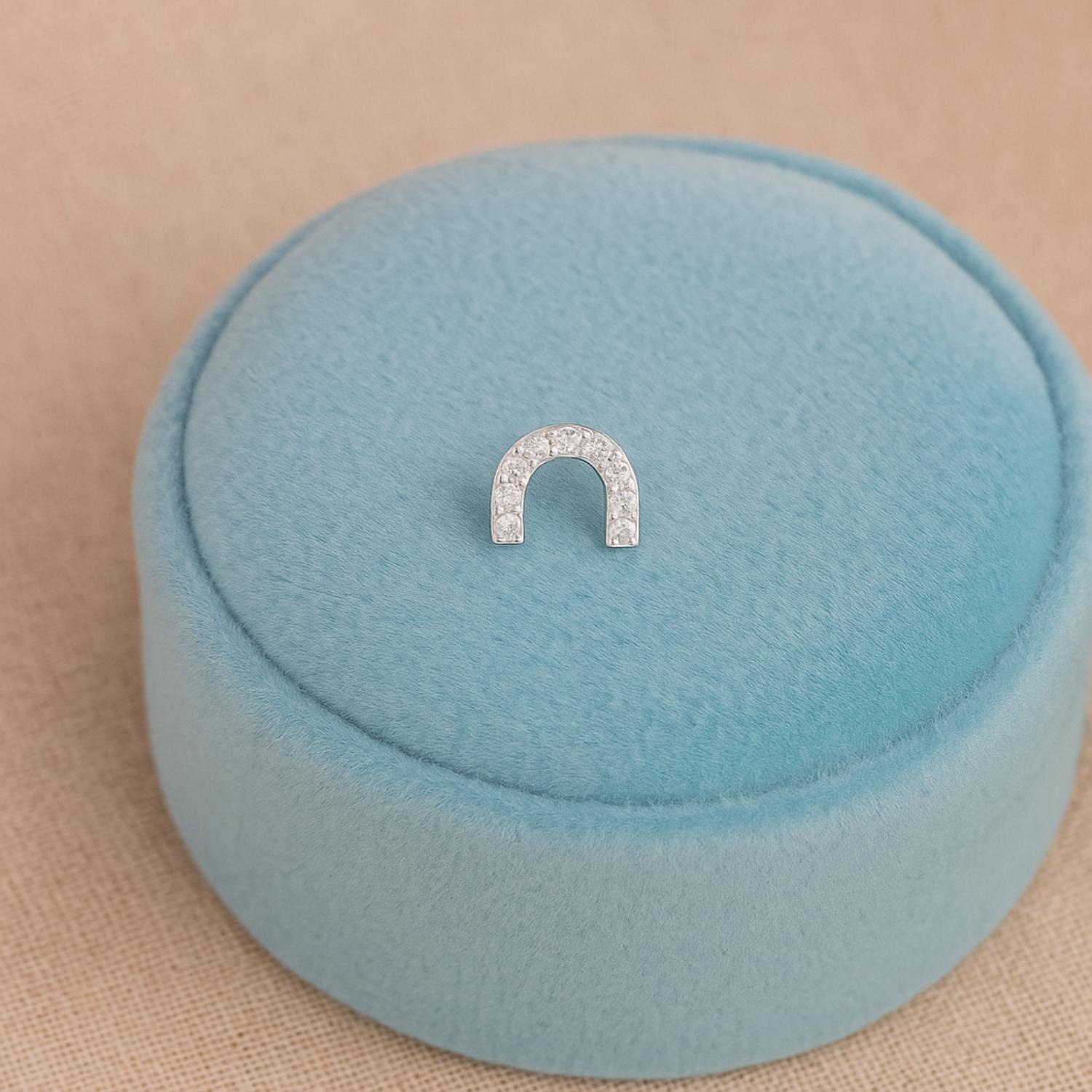 mooneye silver nose pin