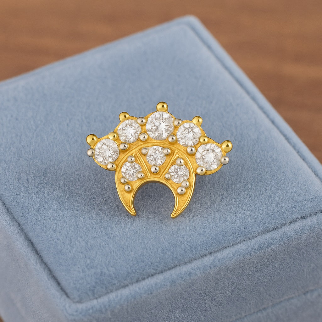 mooneye silver nose pin