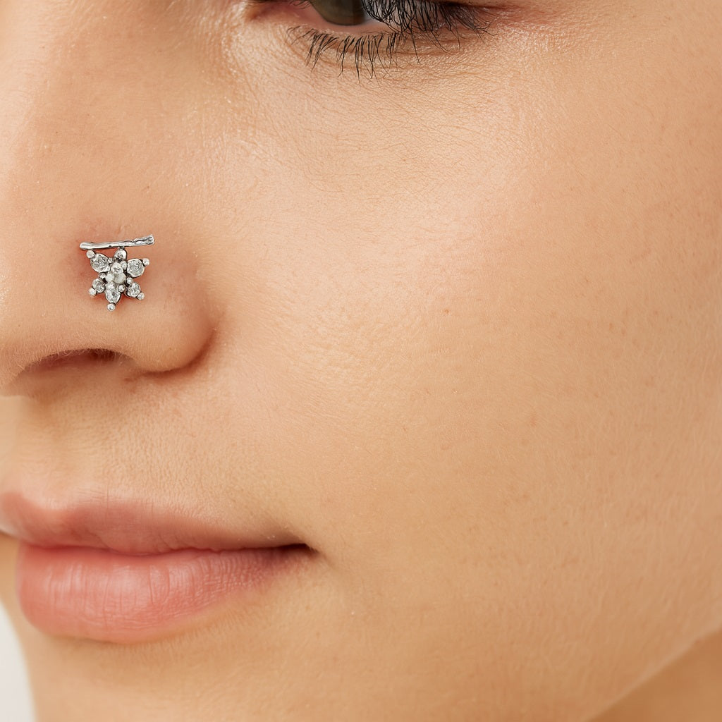 mooneye silver nose pin