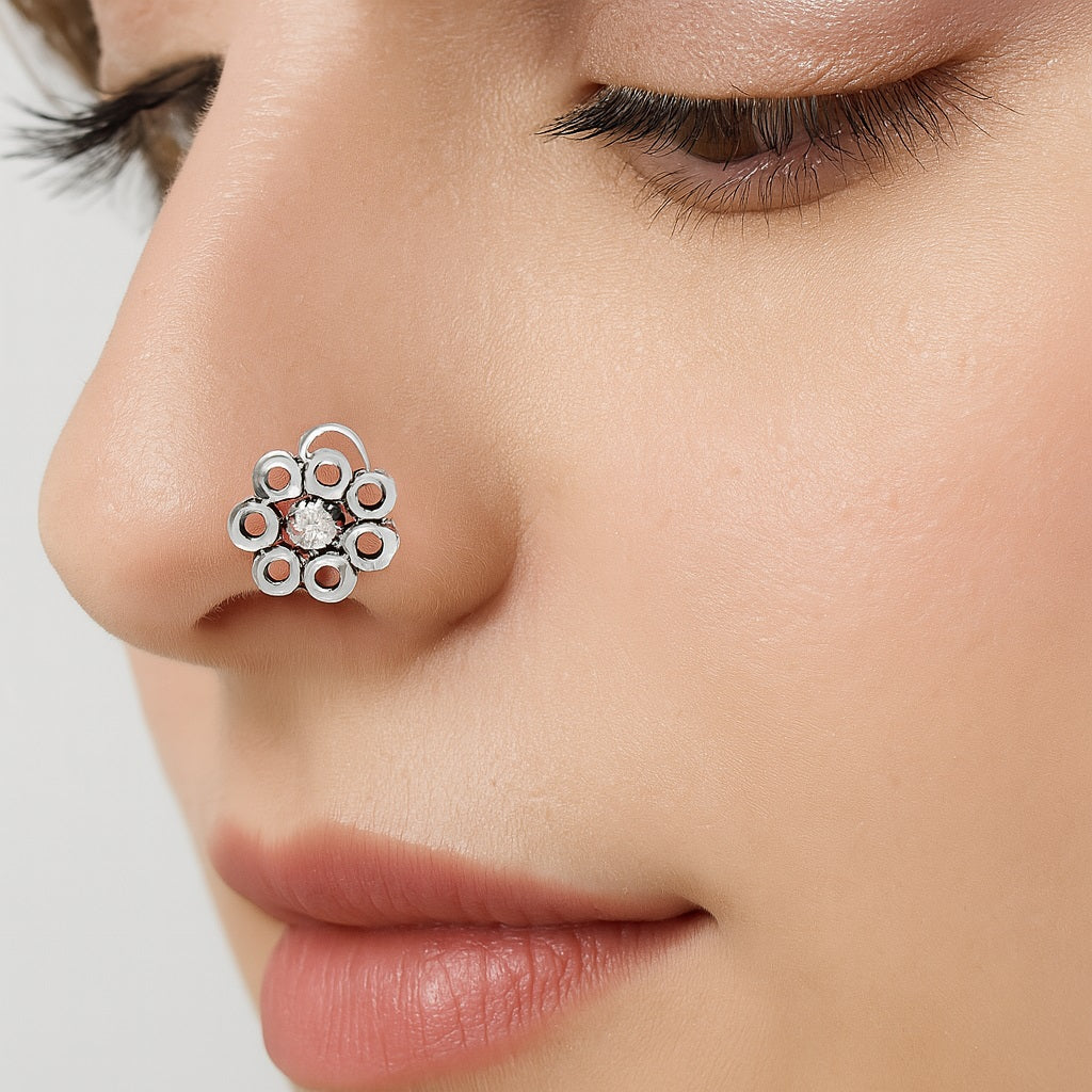 mooneye silver nose pin