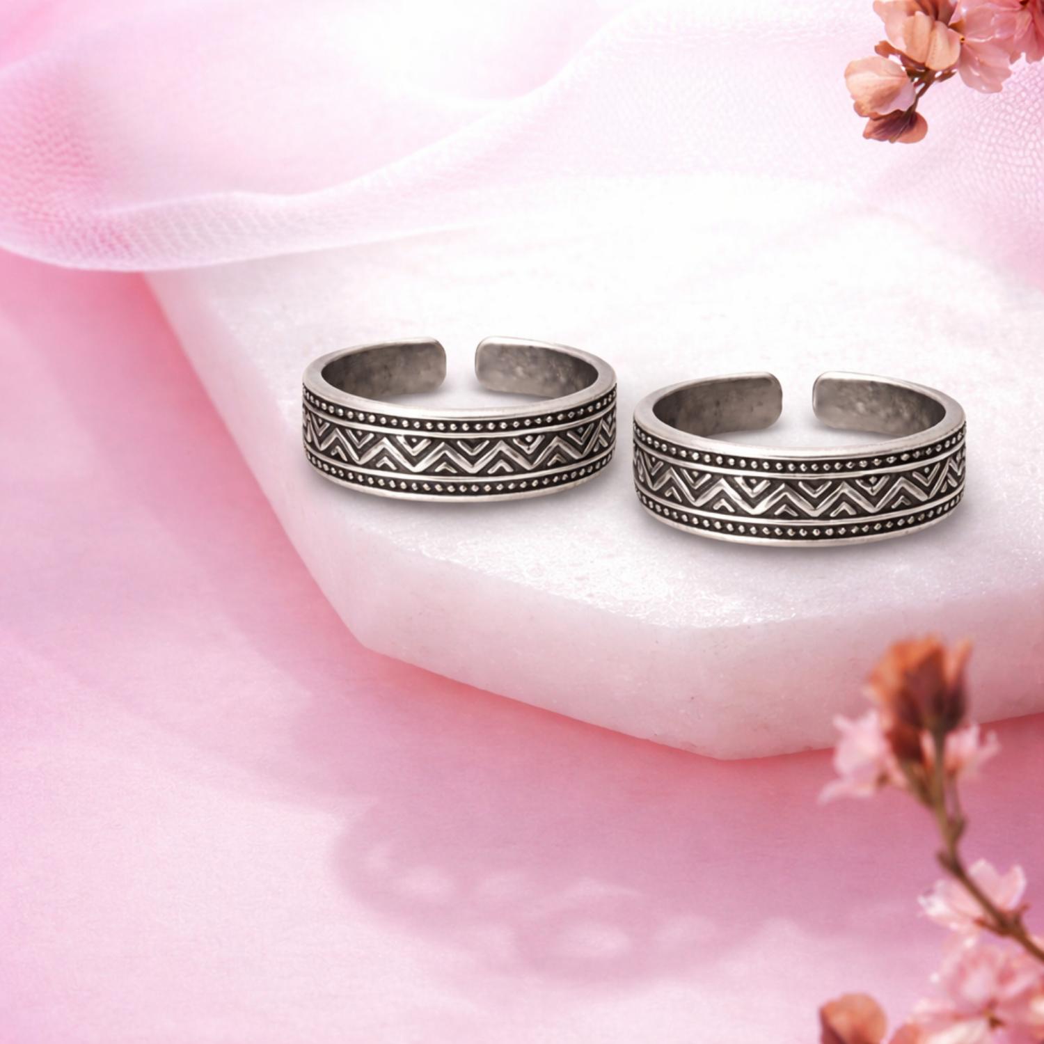 Zigzag Pattern Adjustable Toe Ring - Sterling Silver Oxidized