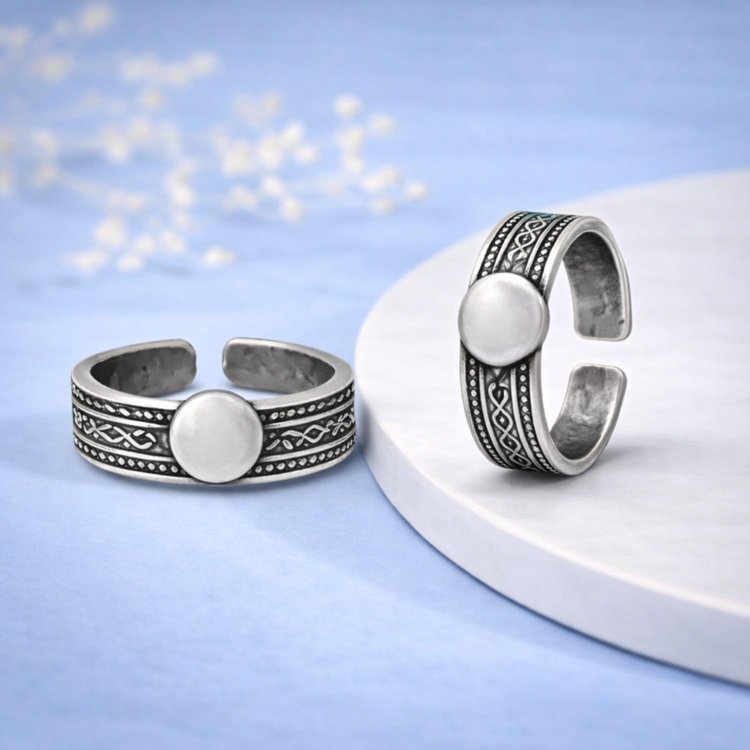 Plain Disc Adjustable Toe Ring - Sterling Silver Oxidized