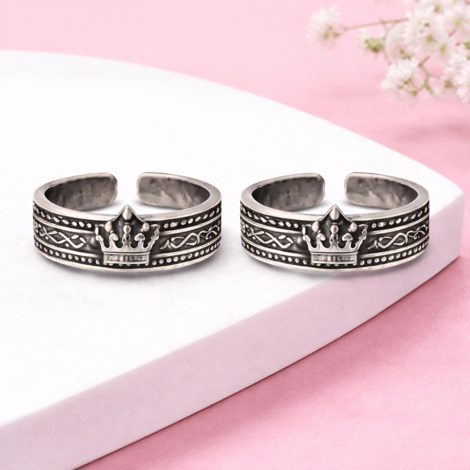 Crown Adjustable Toe Ring - Sterling Silver Oxidized