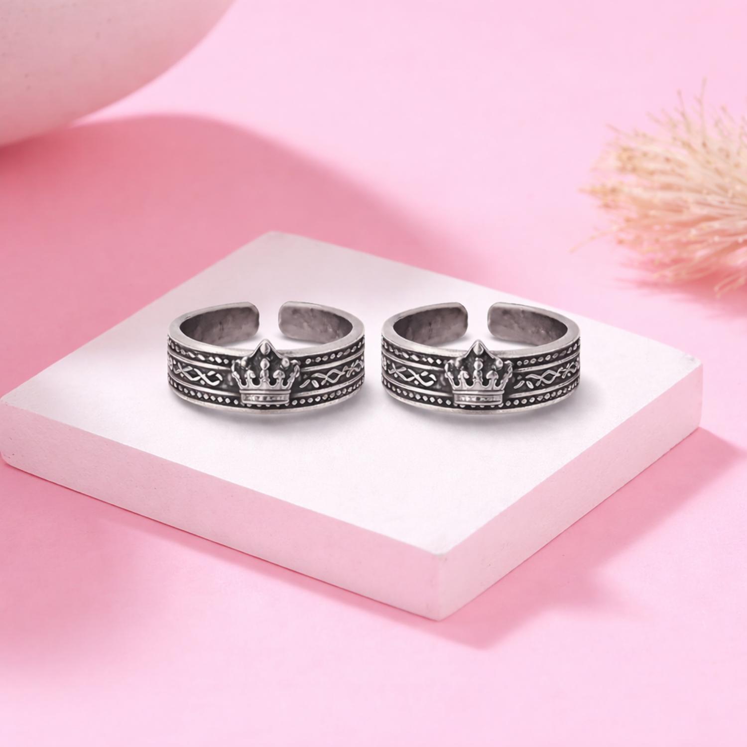 Crown Adjustable Toe Ring - Sterling Silver Oxidized