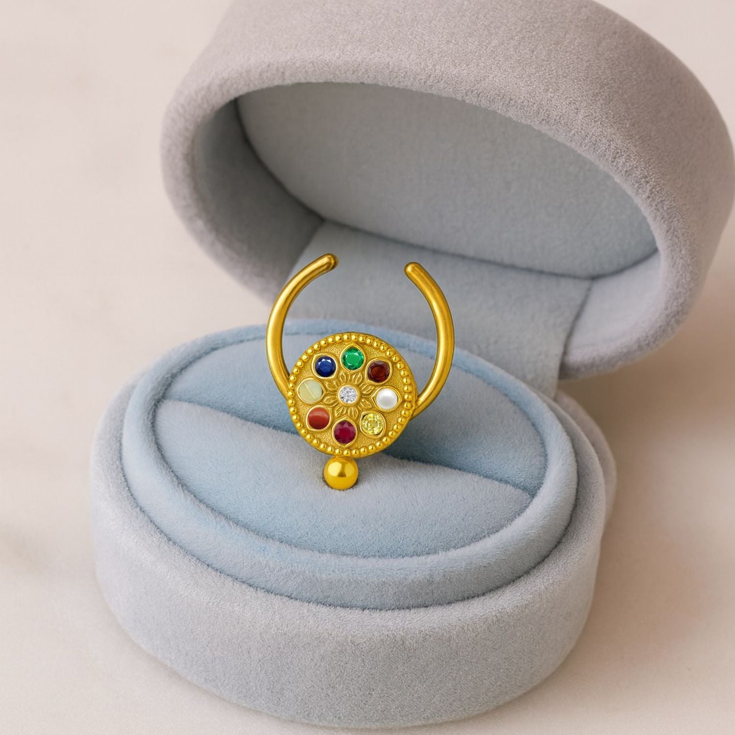 mooneye silver nose pin