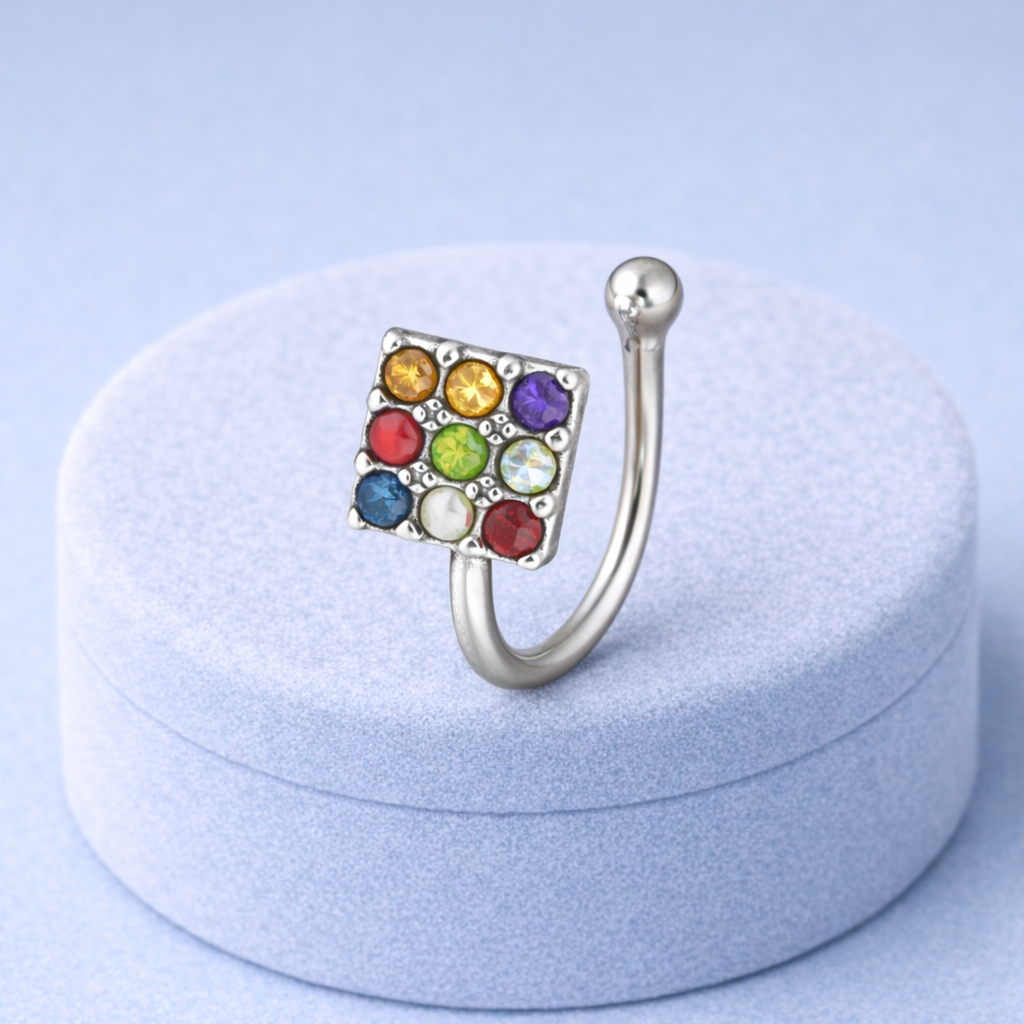 mooneye silver nose pin