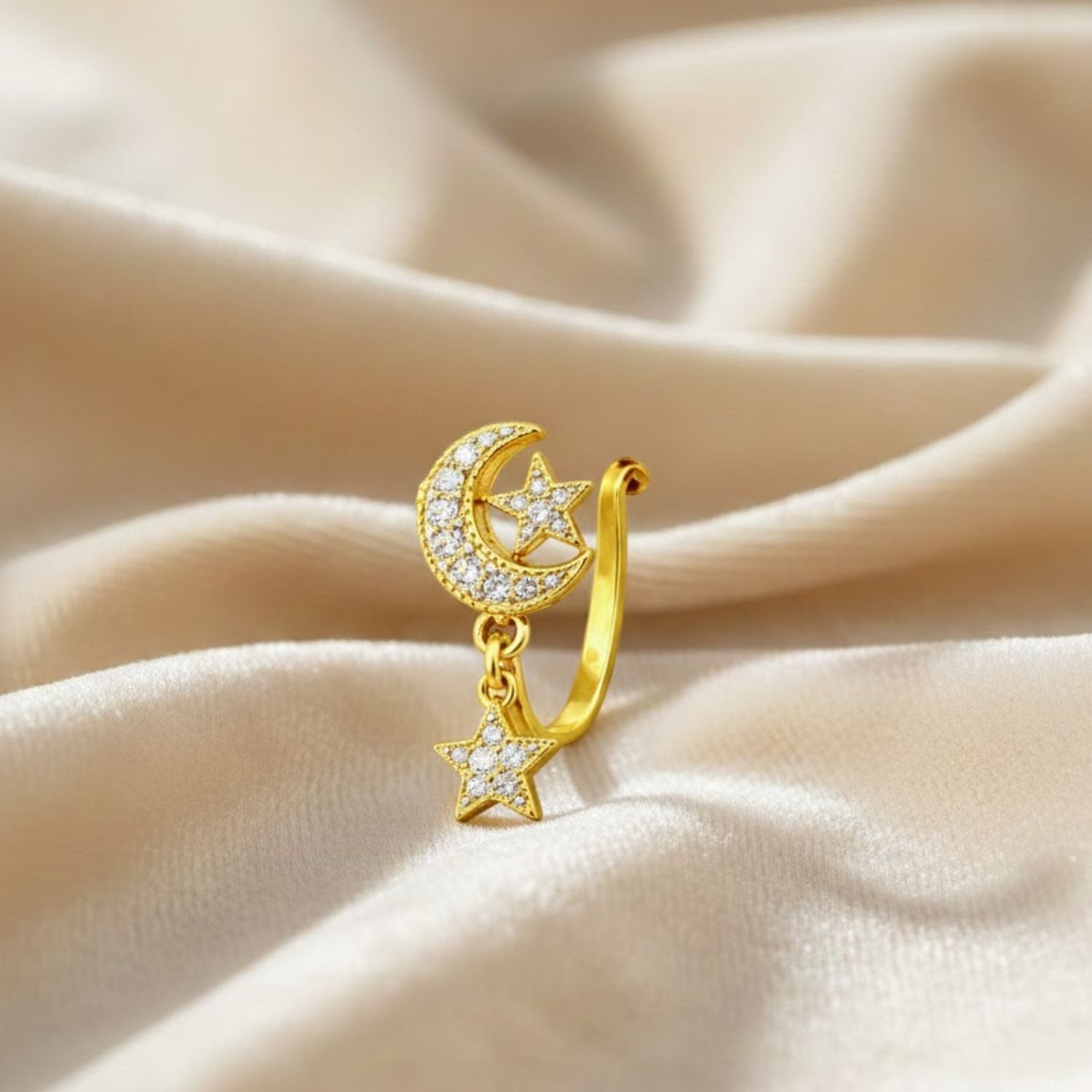mooneye silver nose pin