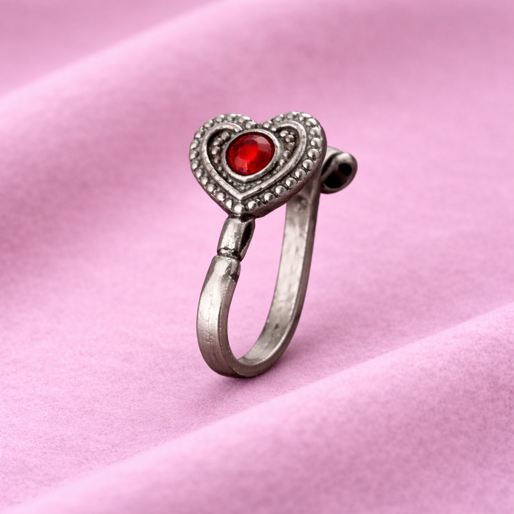 mooneye silver nose pin