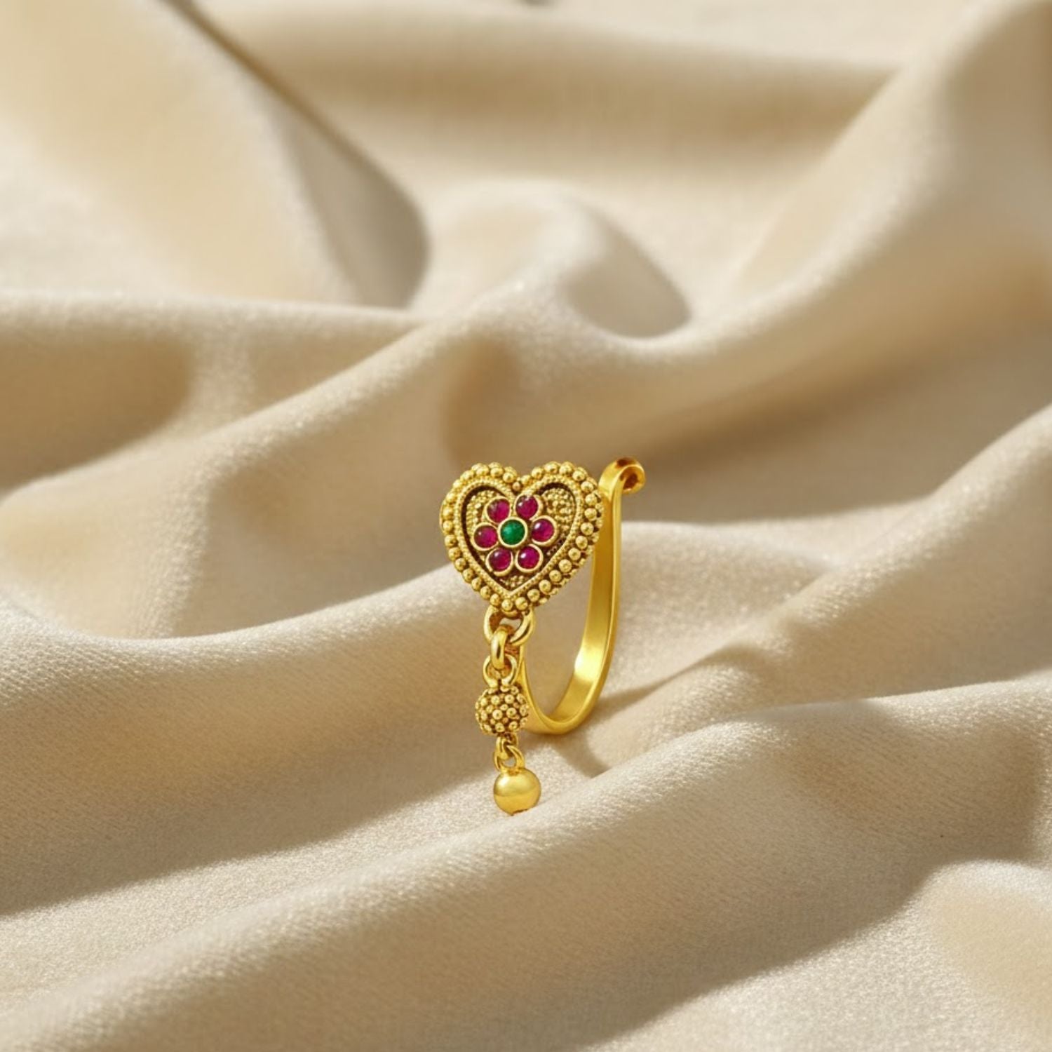 mooneye silver nose pin