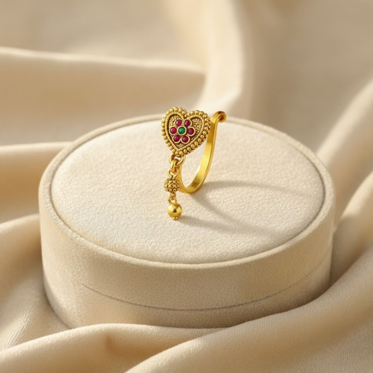 mooneye silver nose pin