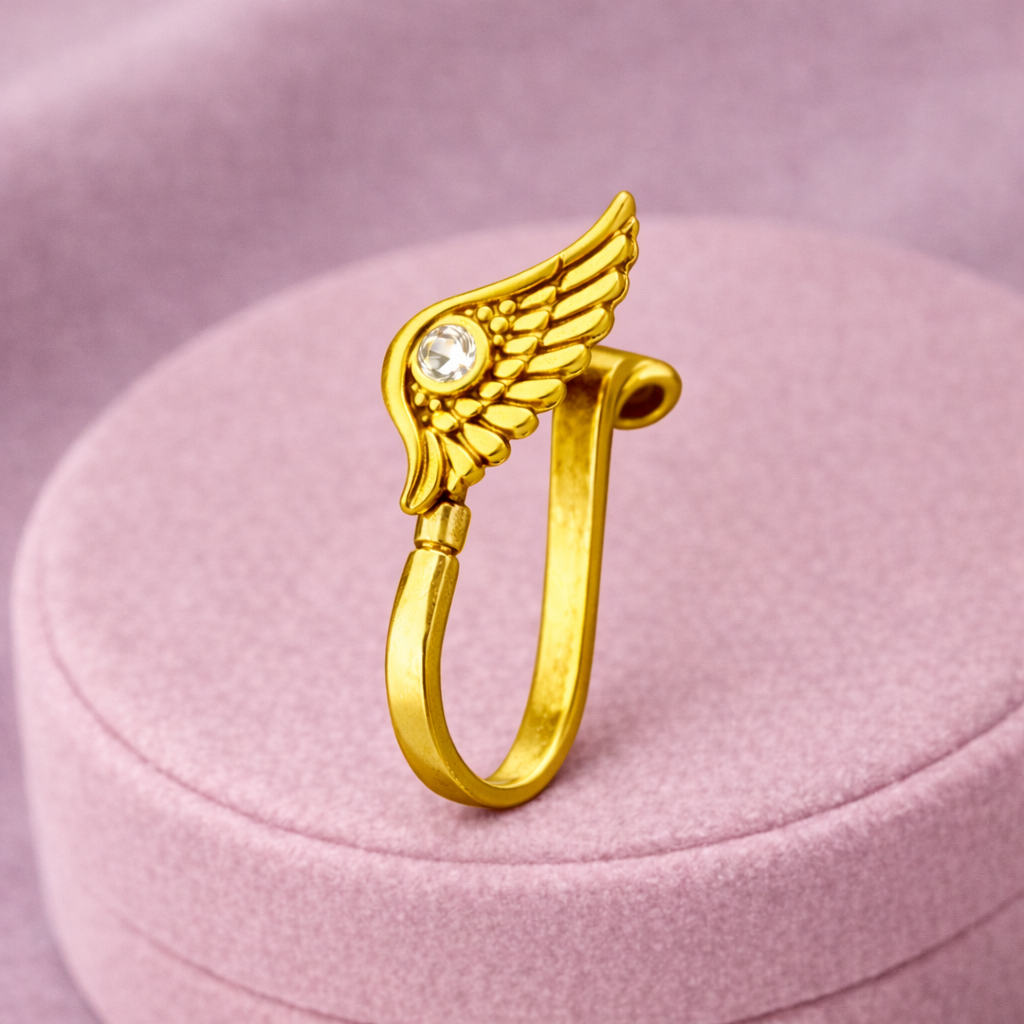 mooneye silver nose pin