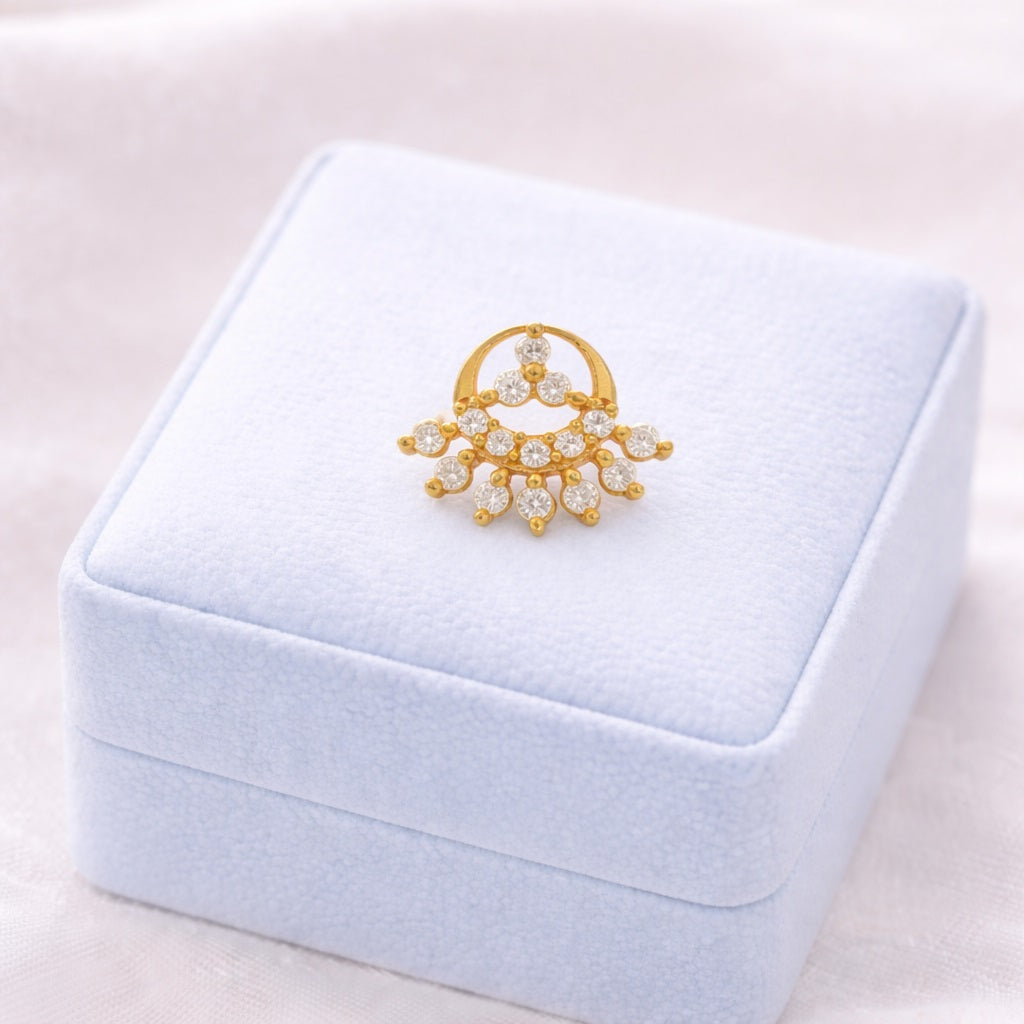 mooneye silver nose pin