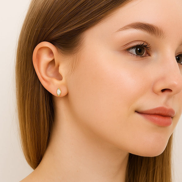 Minimal Solitaire Stud Earrings – Sterling Silver Gold Plated