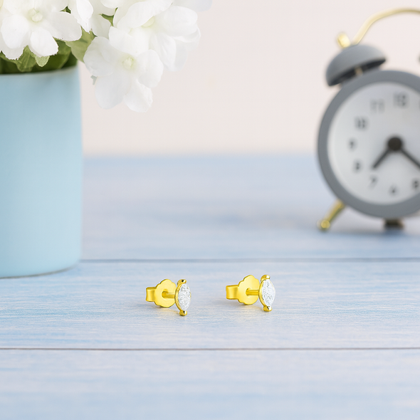 Minimal Solitaire Stud Earrings – Sterling Silver Gold Plated