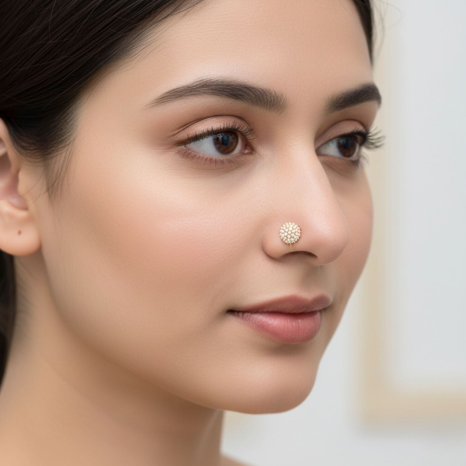 mooneye silver nose pin