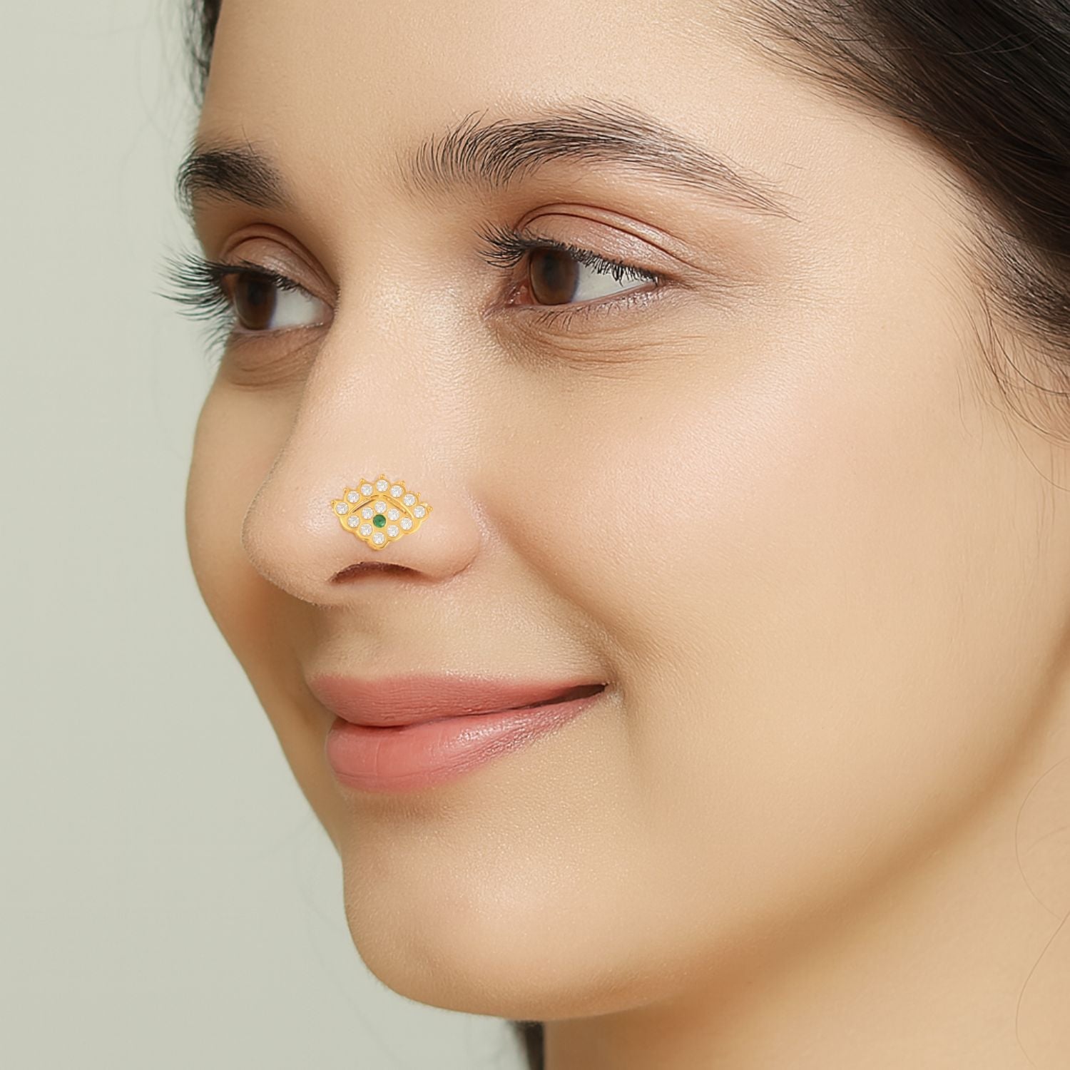 mooneye silver nose pin