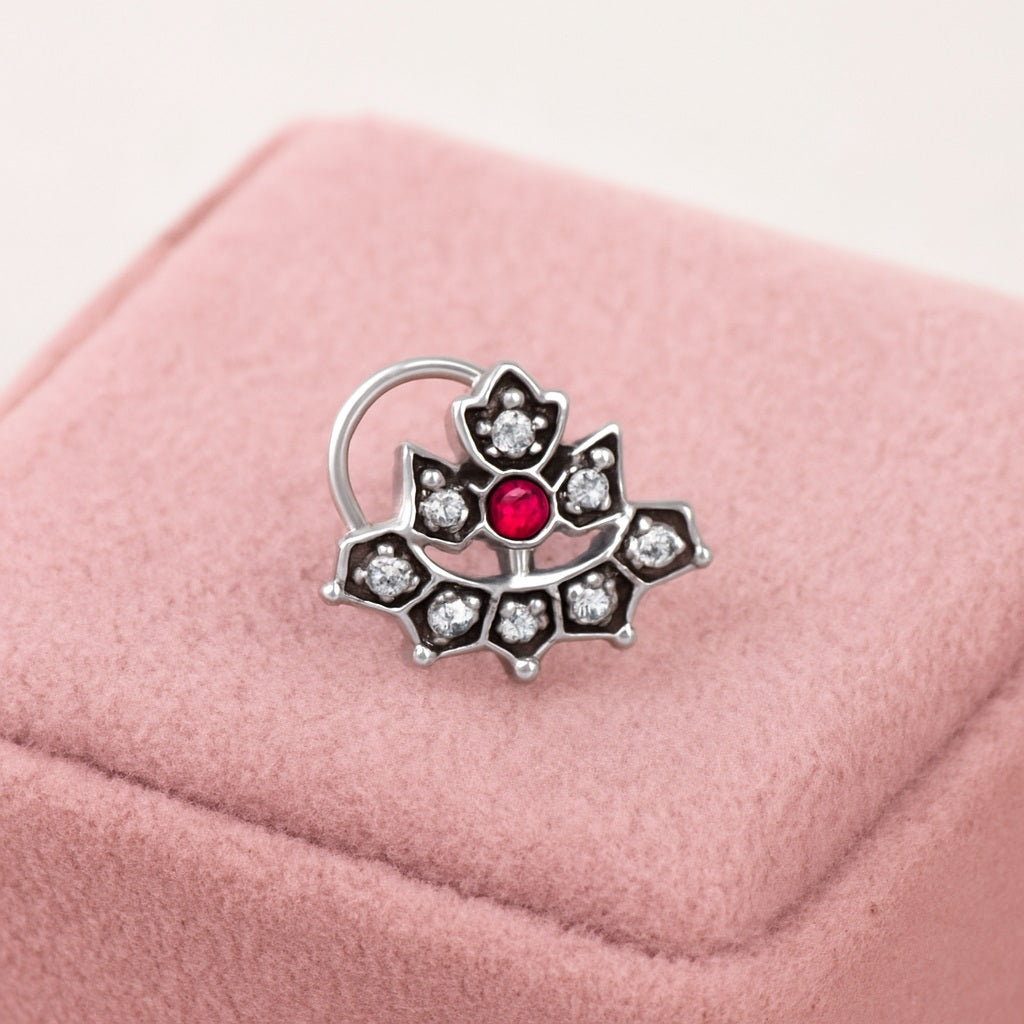 mooneye silver nose pin