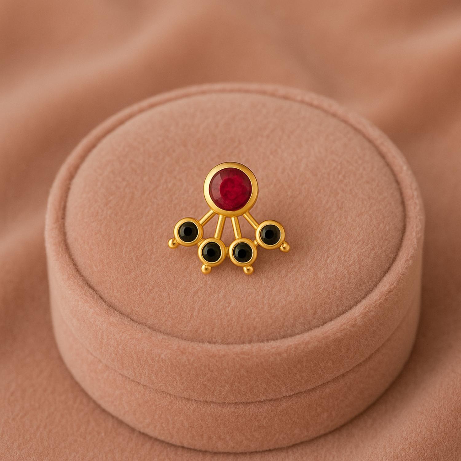 mooneye silver nose pin