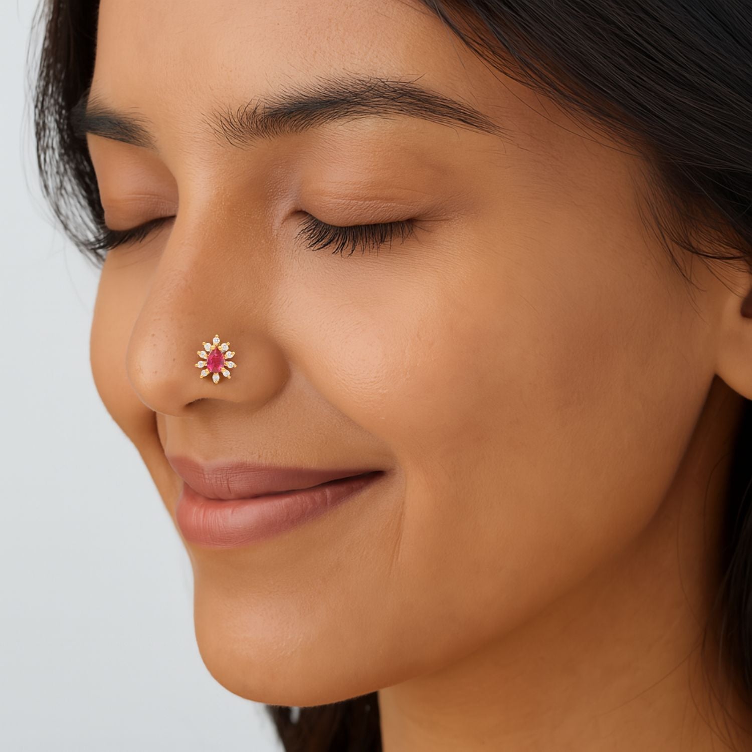 mooneye silver nose pin