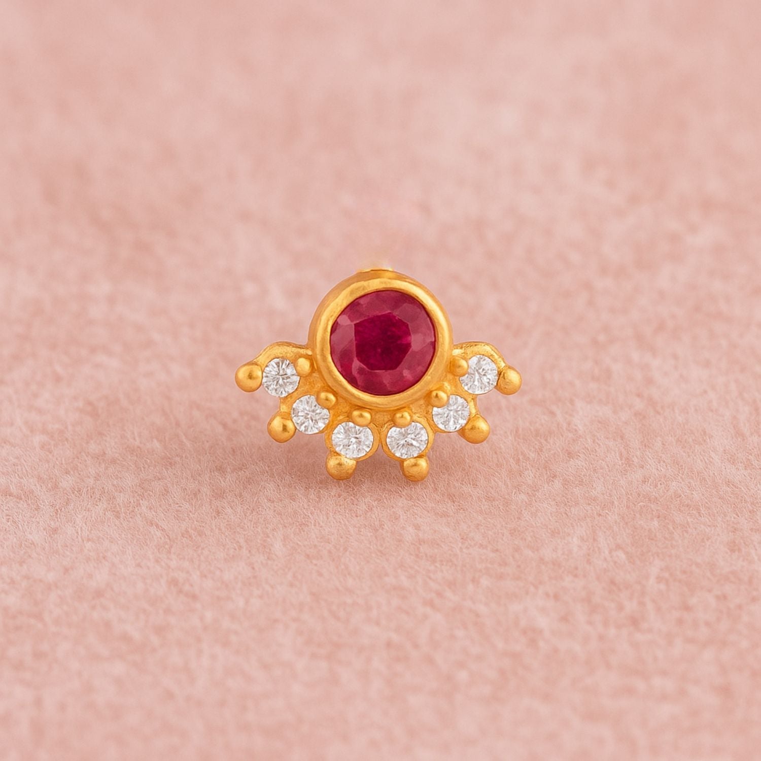mooneye silver nose pin