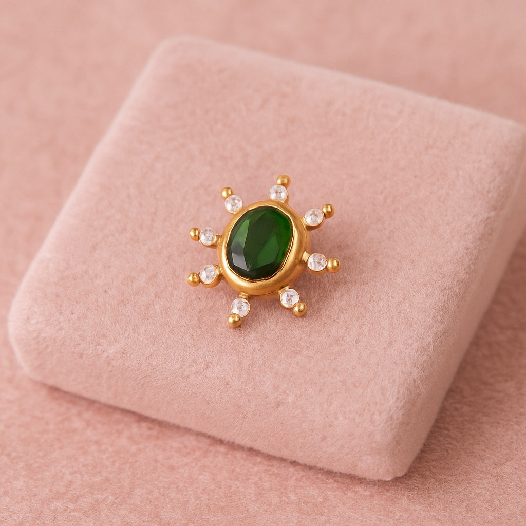 mooneye silver nose pin