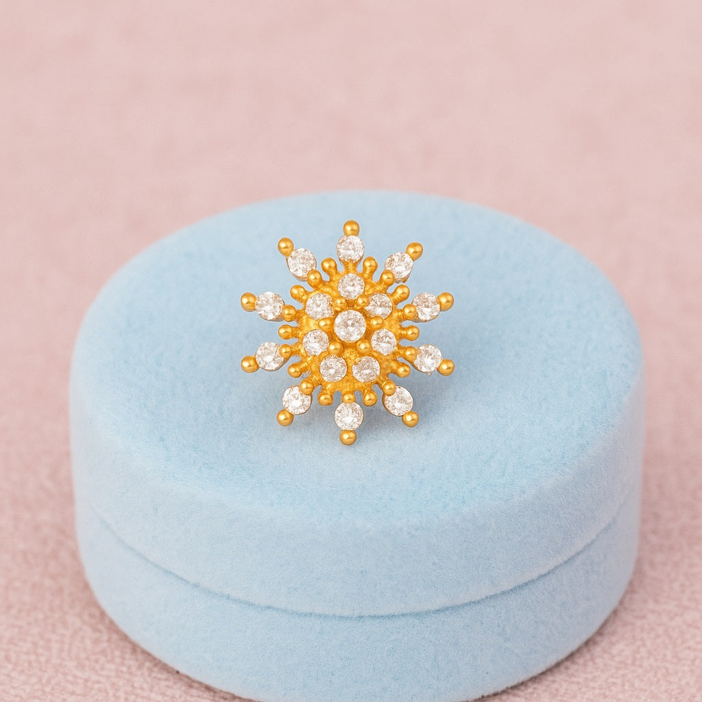 mooneye silver nose pin