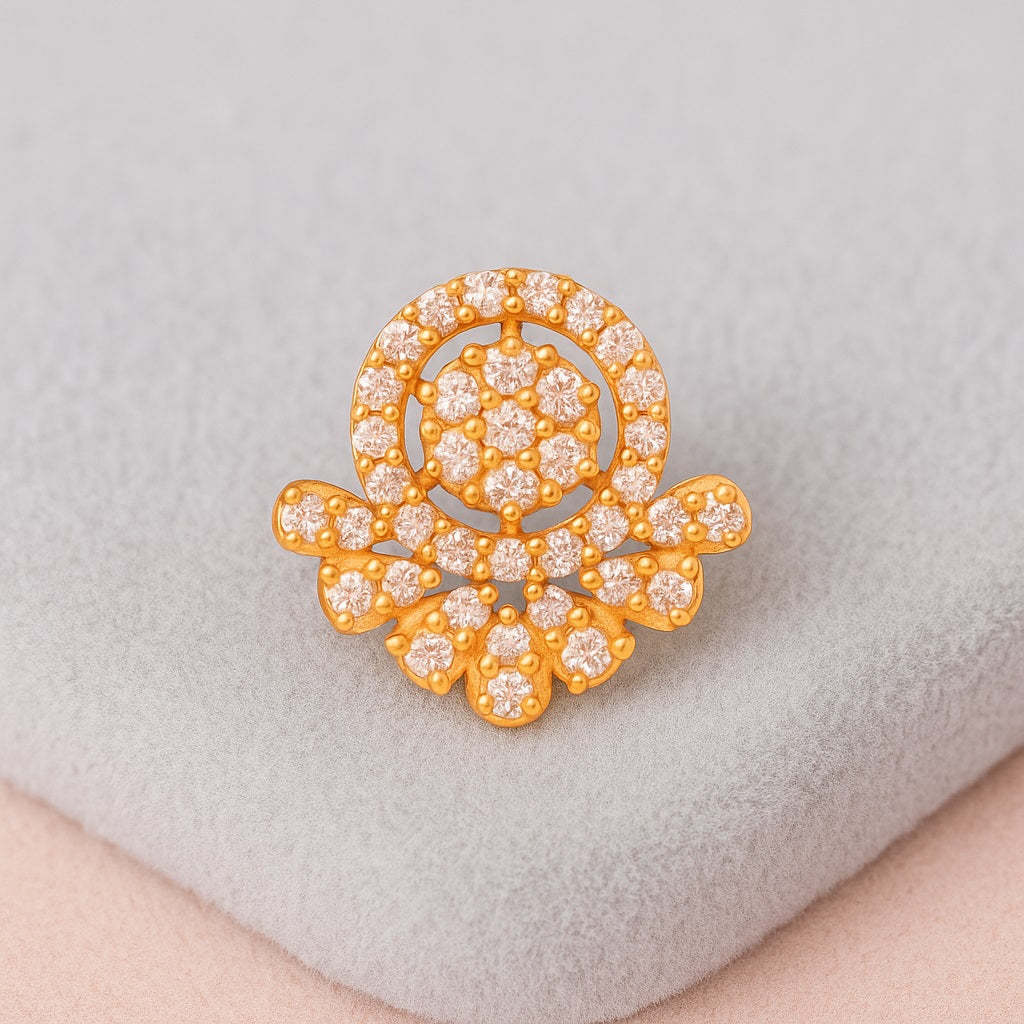 mooneye silver nose pin