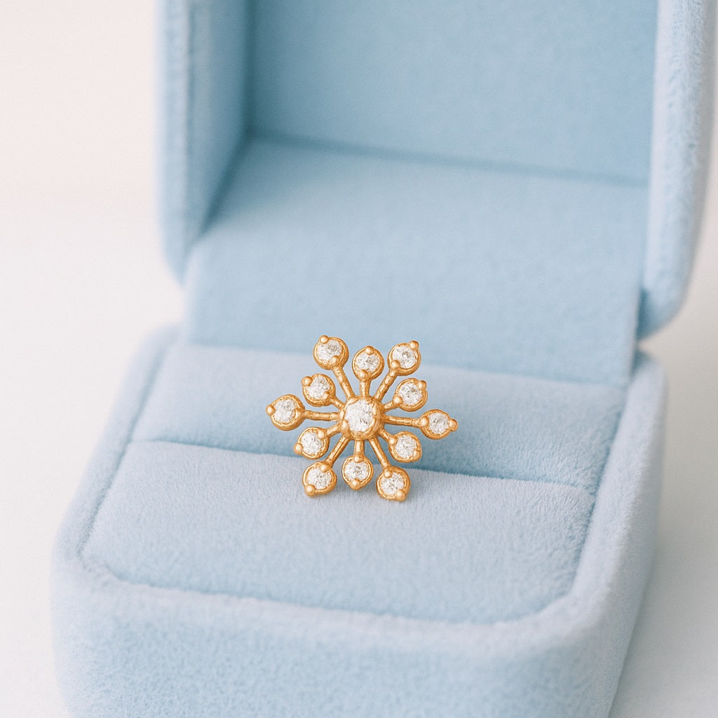 mooneye silver nose pin