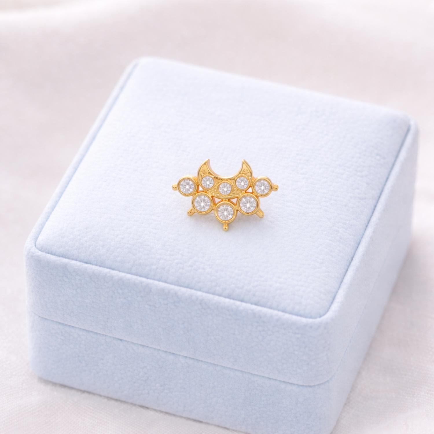 mooneye silver nose pin