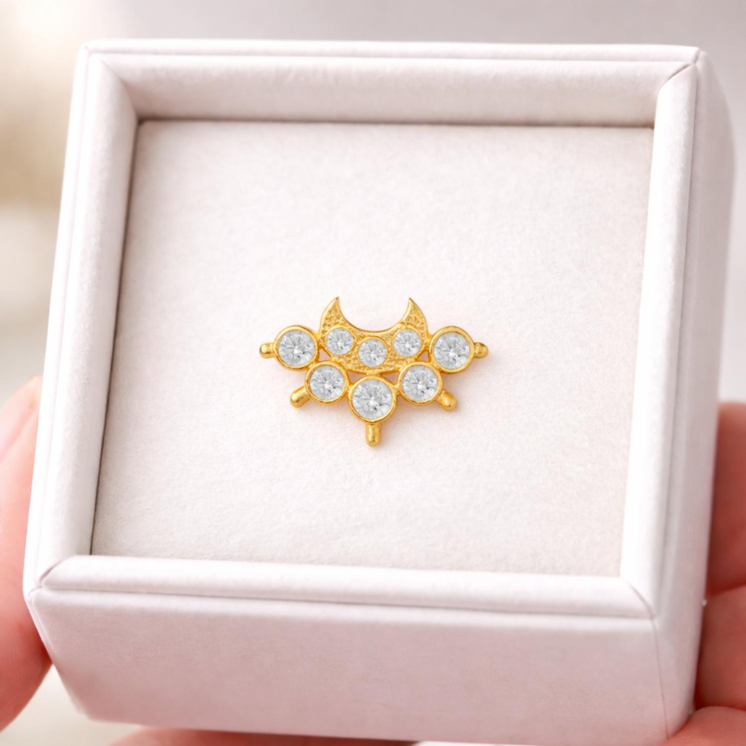 mooneye silver nose pin