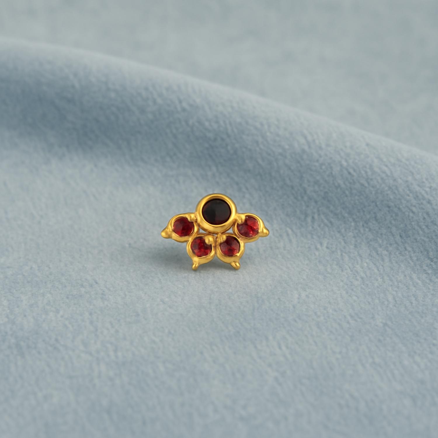 mooneye silver nose pin