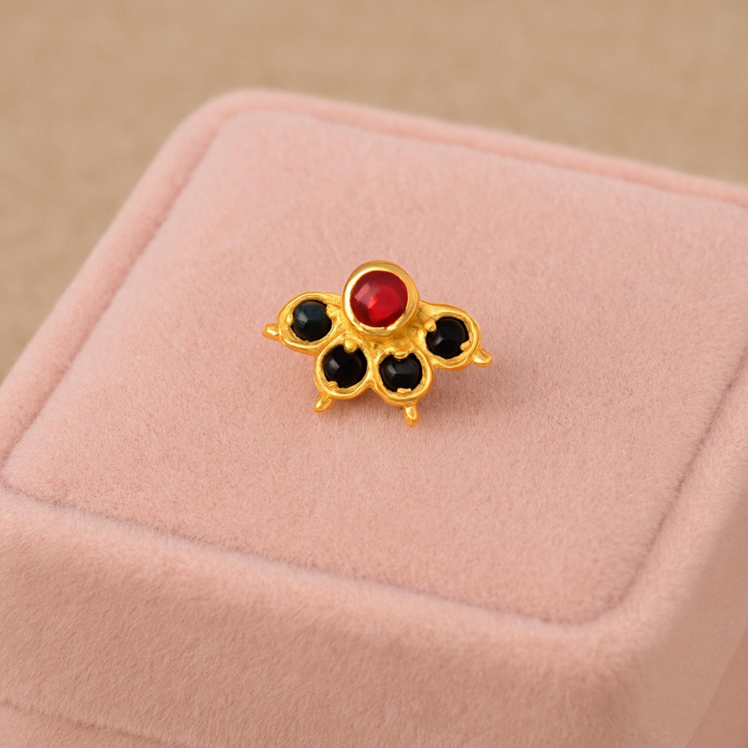 mooneye silver nose pin