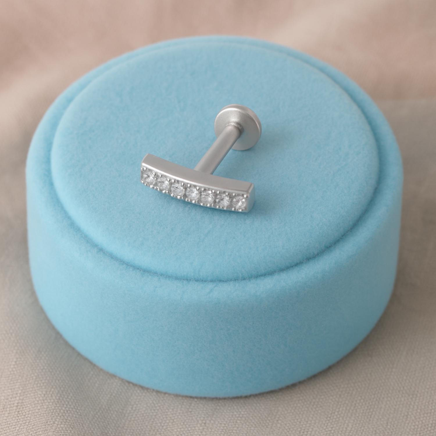 mooneye silver nose pin