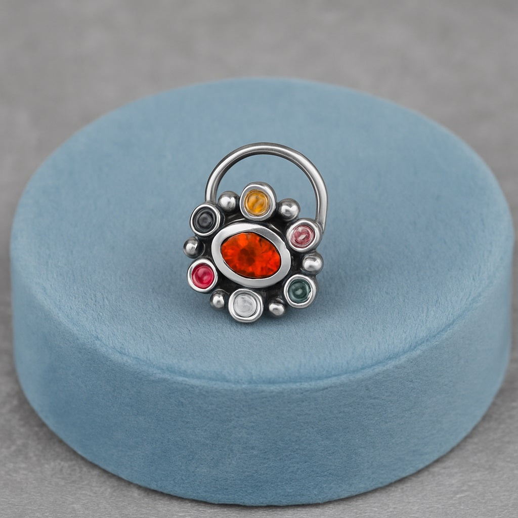 mooneye silver nose pin