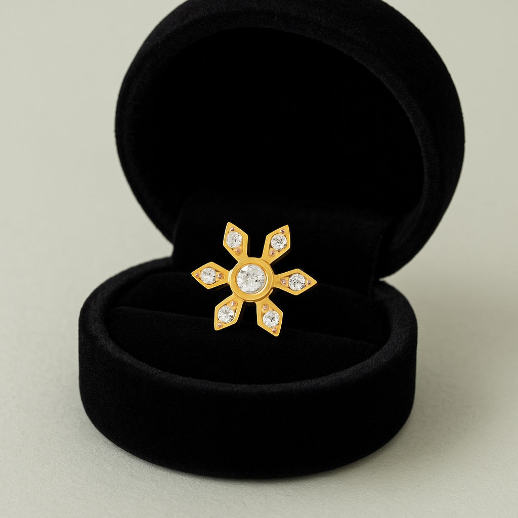 mooneye silver nose pin