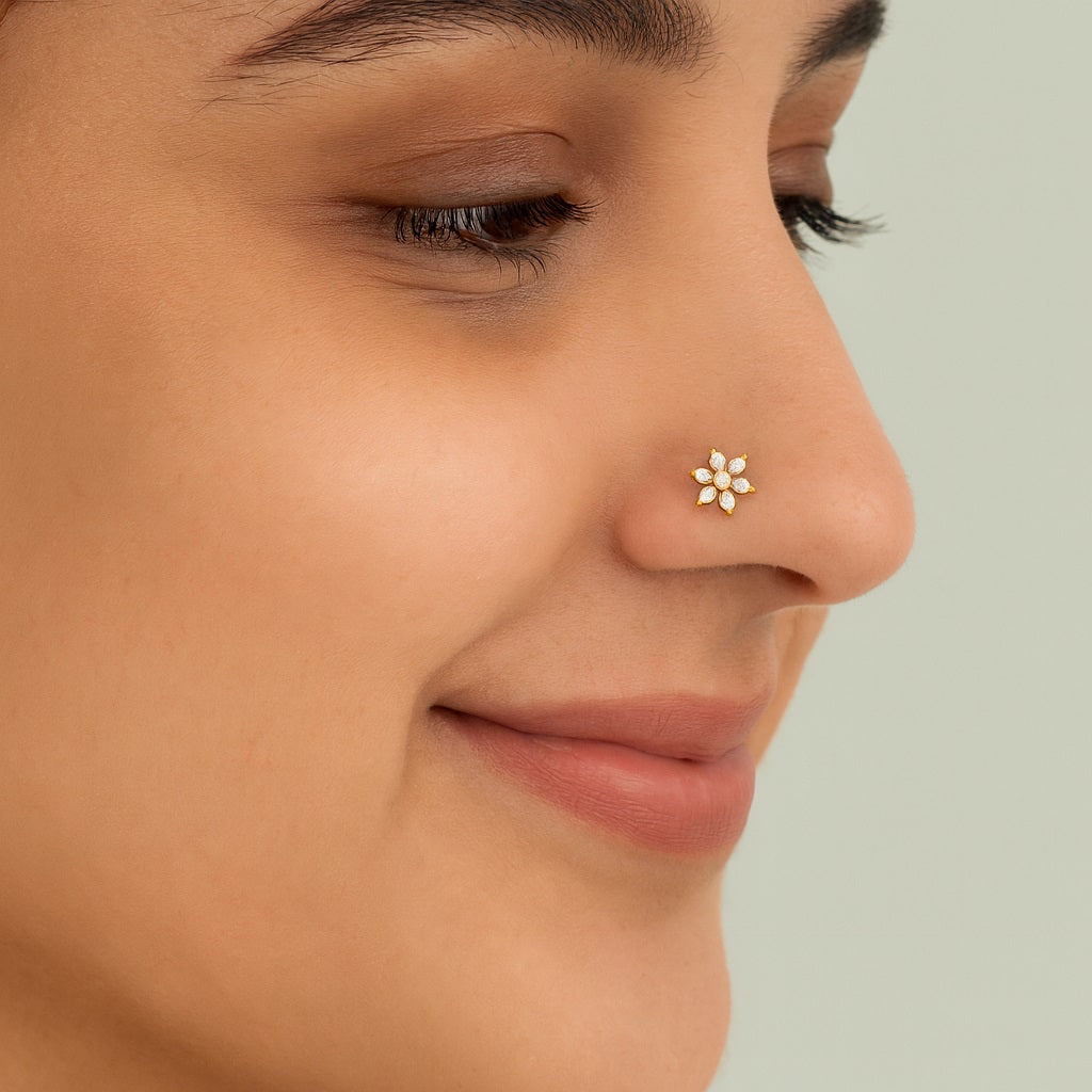 mooneye silver nose pin