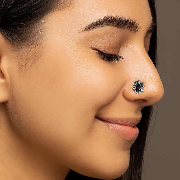 Black Gemstone Nose Pin – Sterling Silver