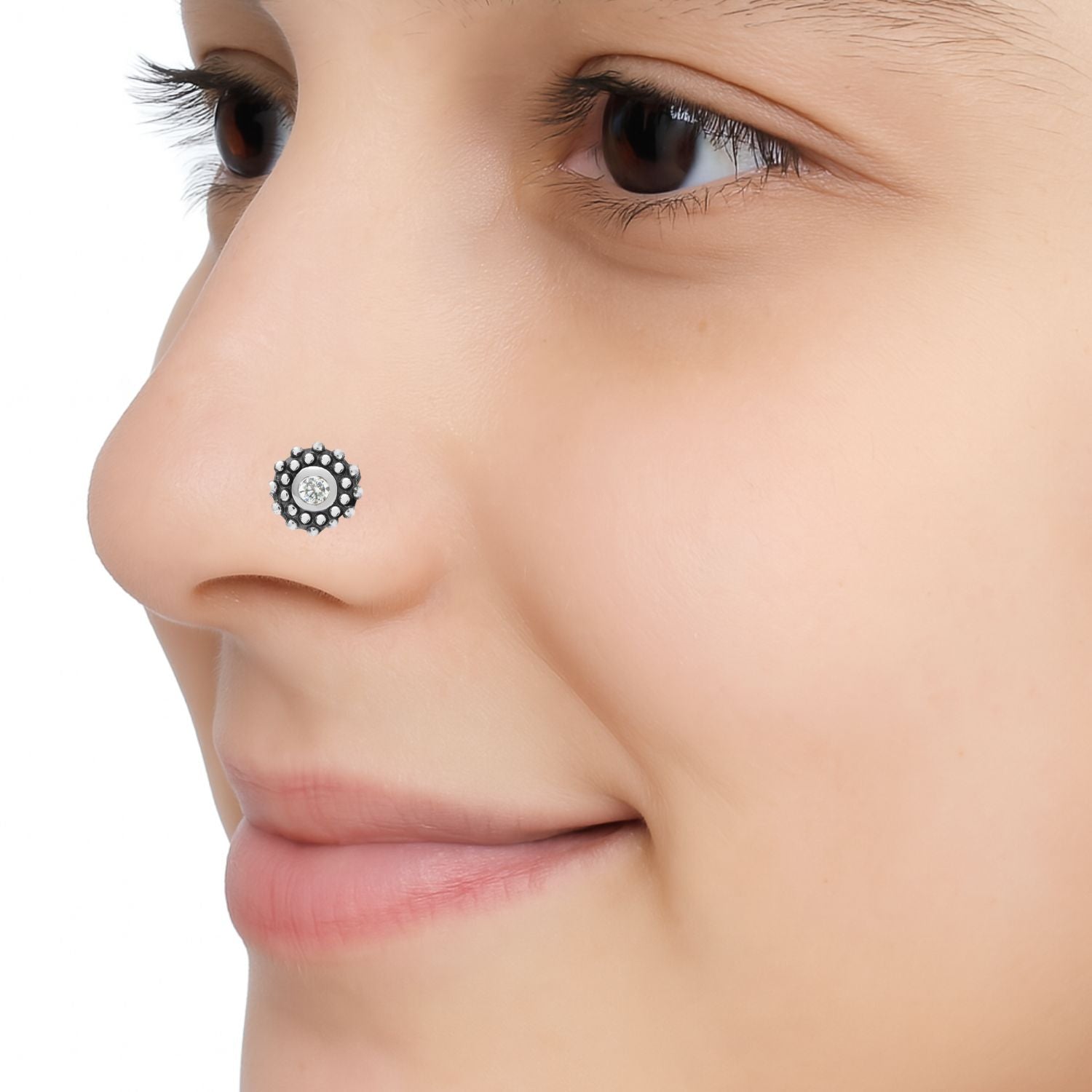 mooneye silver nose pin