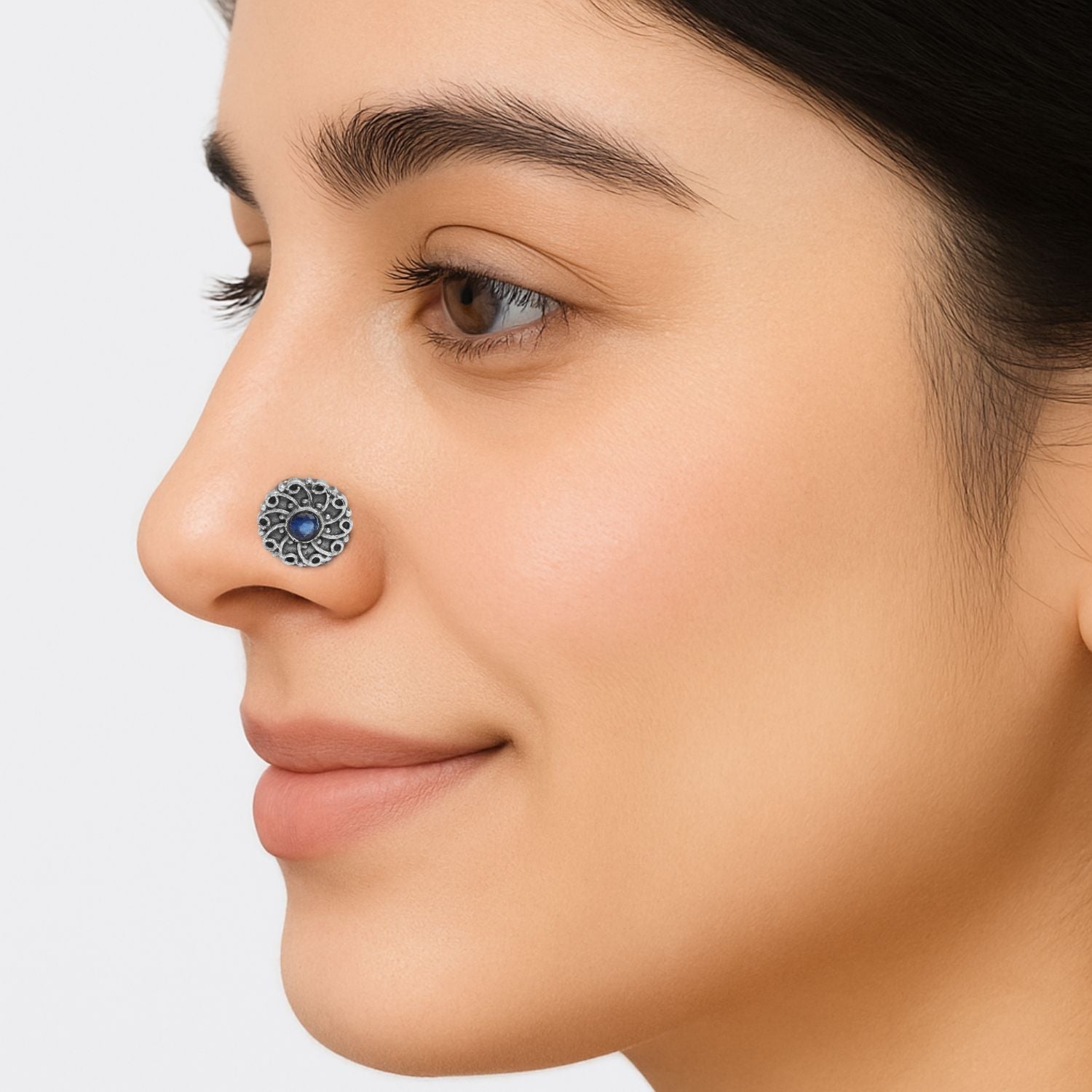 mooneye silver nose pin