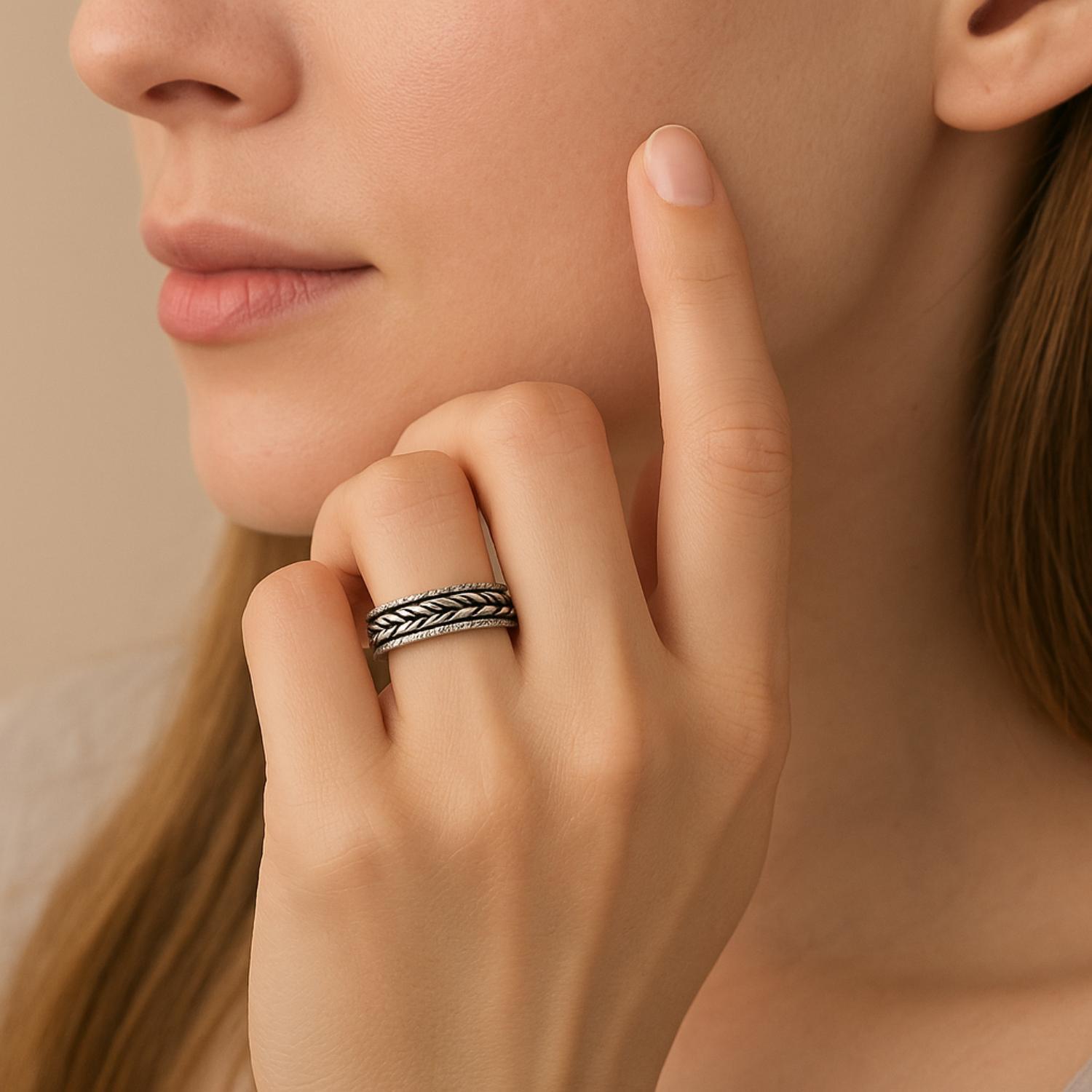 Oxidized Leaf Pattern Unisex Band Ring - Sterling Silver